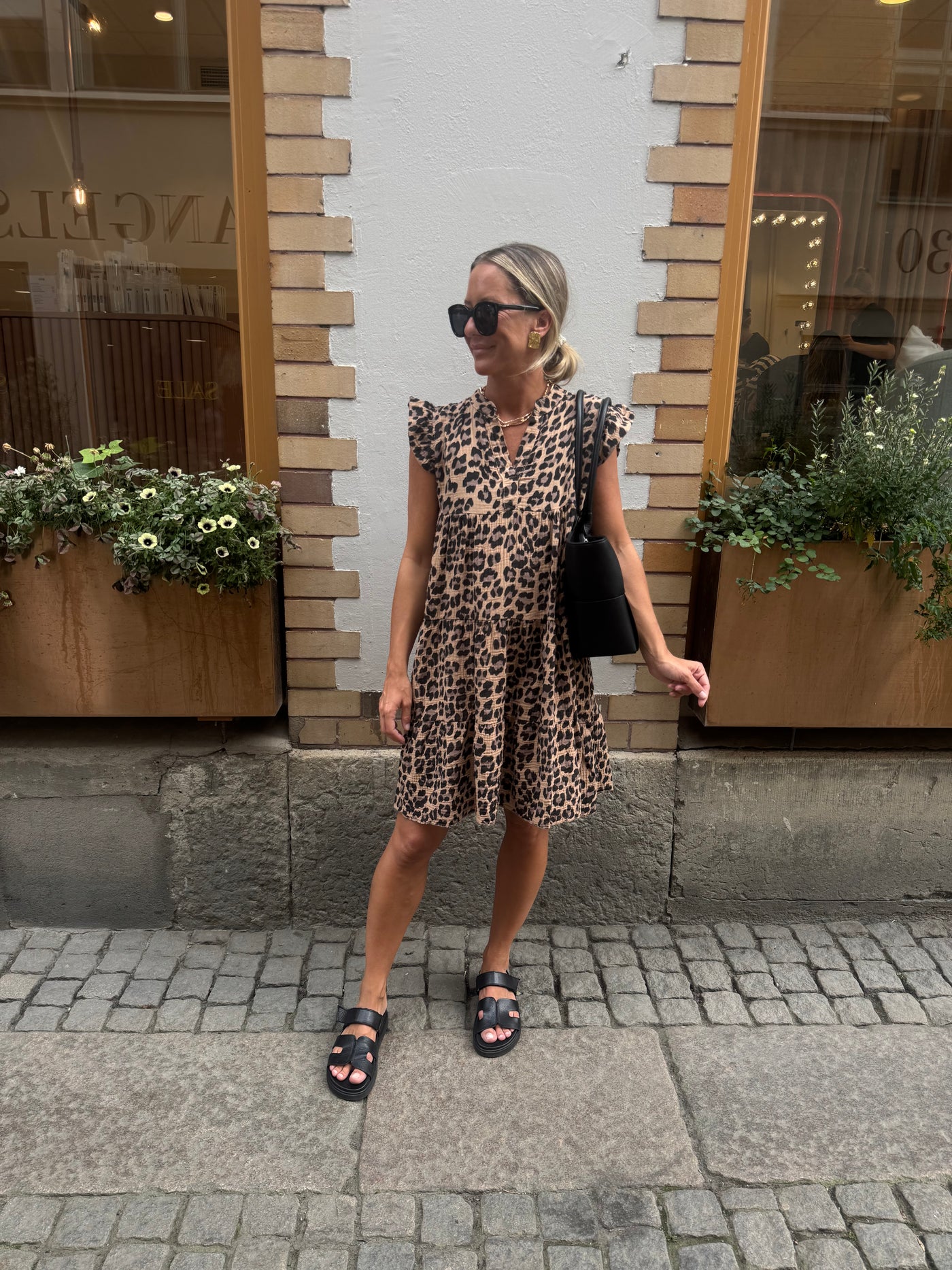 Leo Short dress