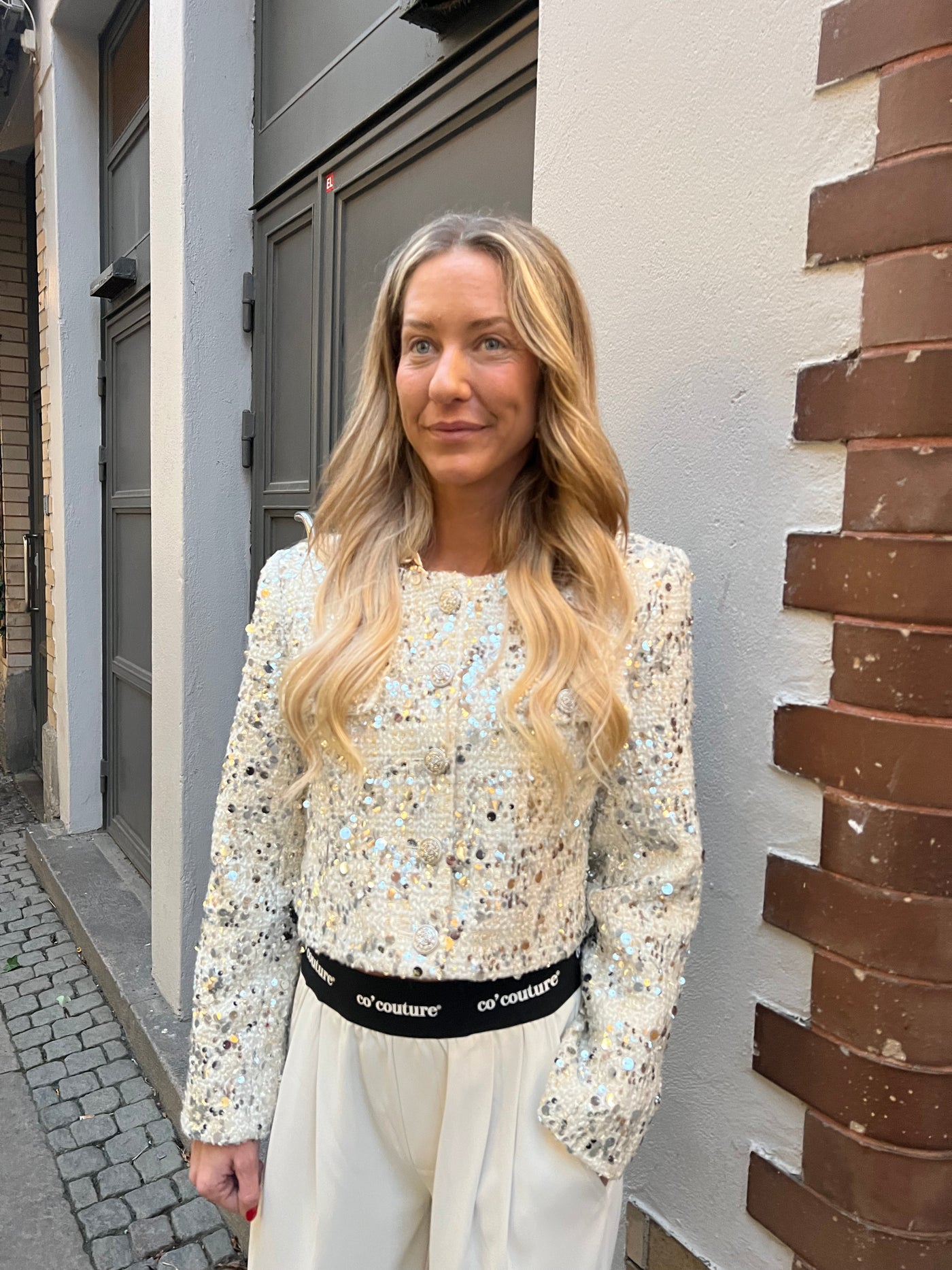 Sarah offwhite/ silver och guld jacket