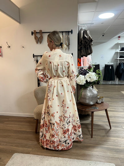 Hailey Dress Cream/aprikos