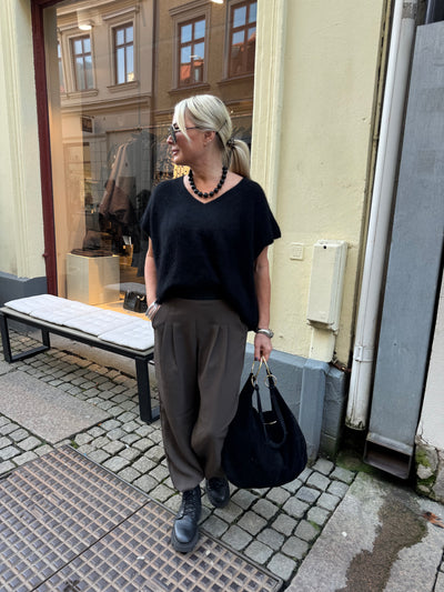 ANGORA BLACK VÄST 6885