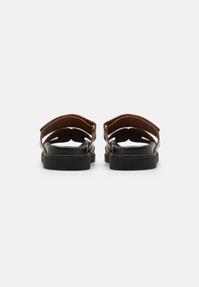 Pavement
MARU - Slip-in