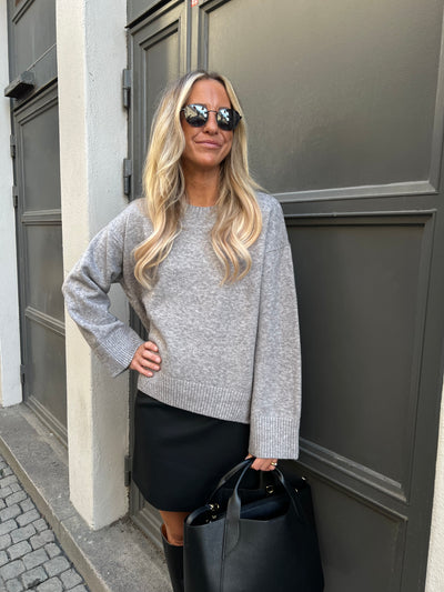 LOLLY GREY