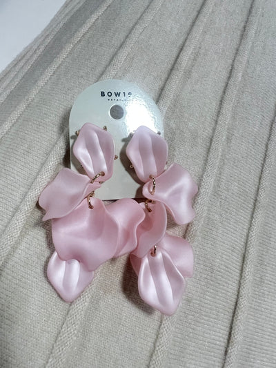 leaf Earrings baby pink