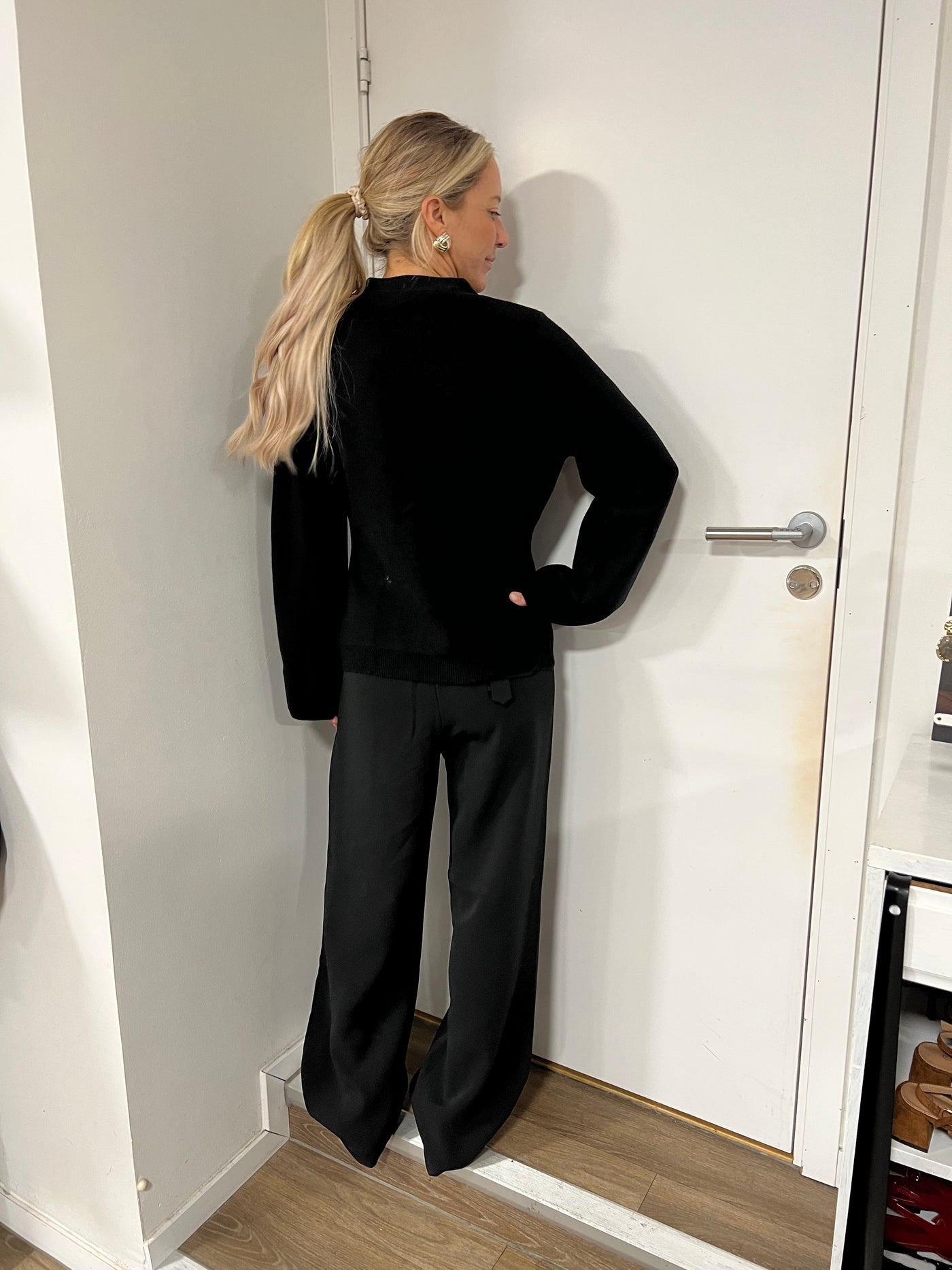 Holy cardigan 881 black