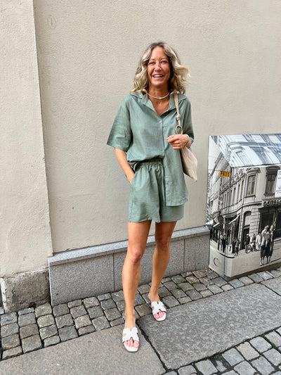 NOOR LINNE SKJORTA GREEN