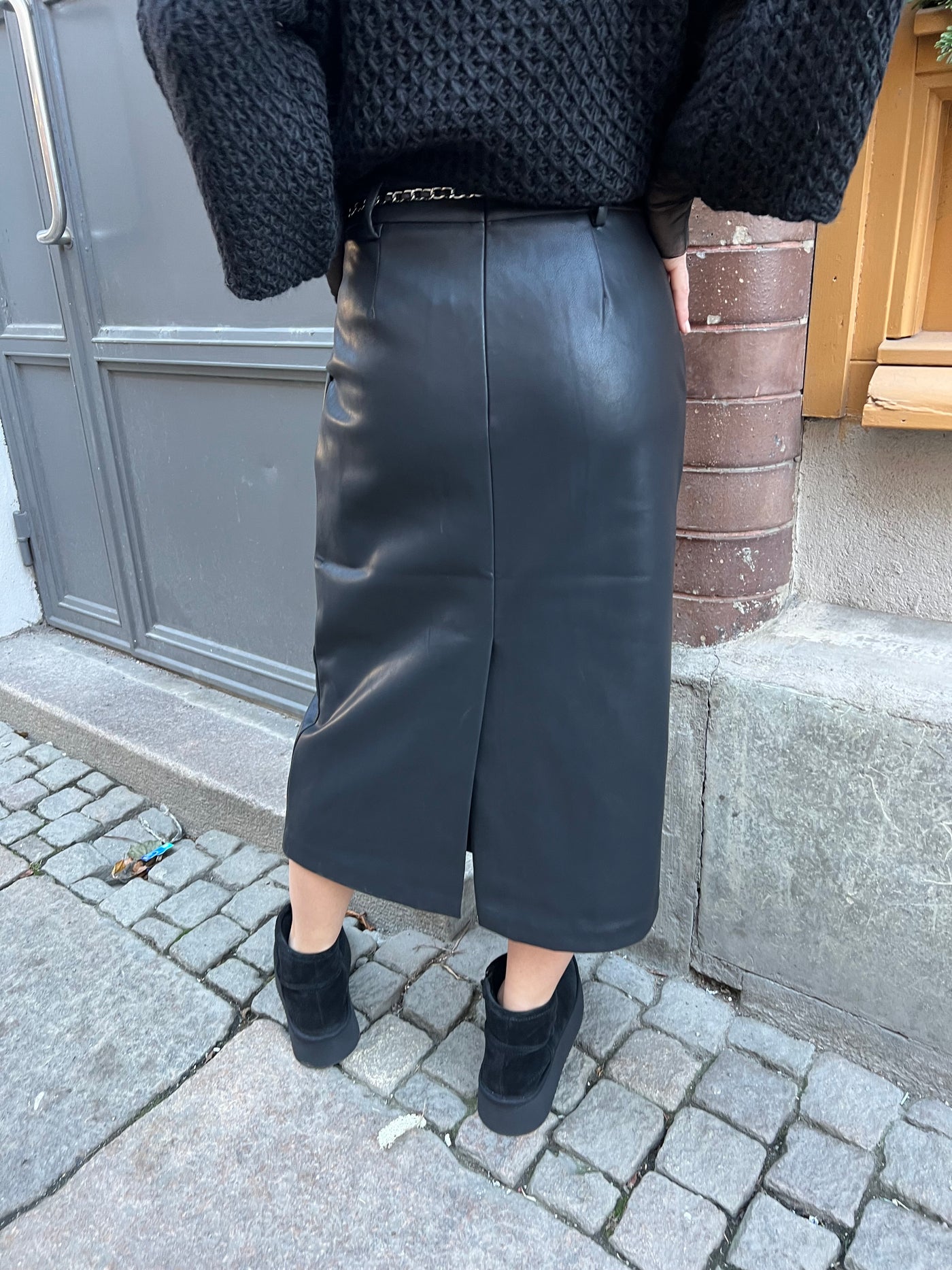Nettie faux leather skirt