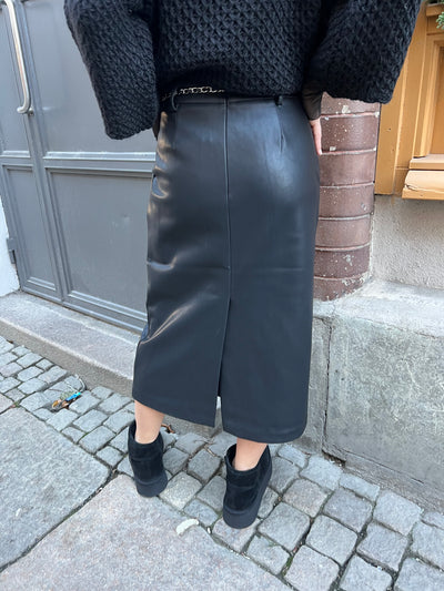 Nettie faux leather skirt