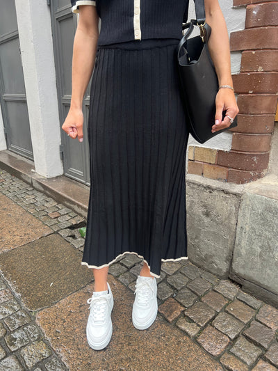 Roma set black