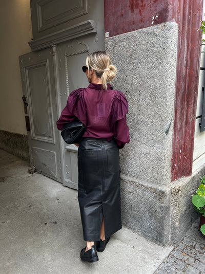 Taffy Frill V-Shirt