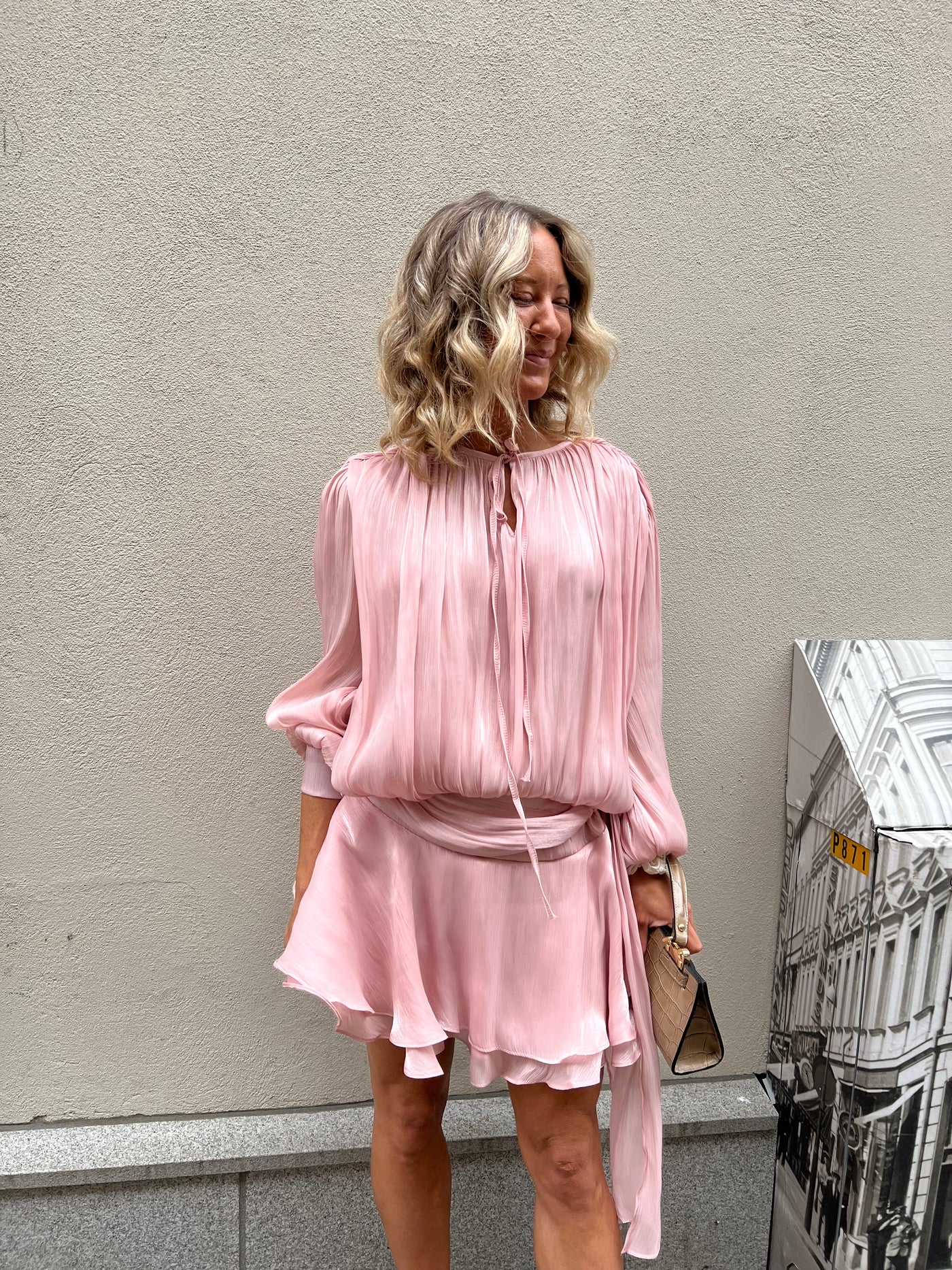 Amanda dress - ljusrosa åter 12/5