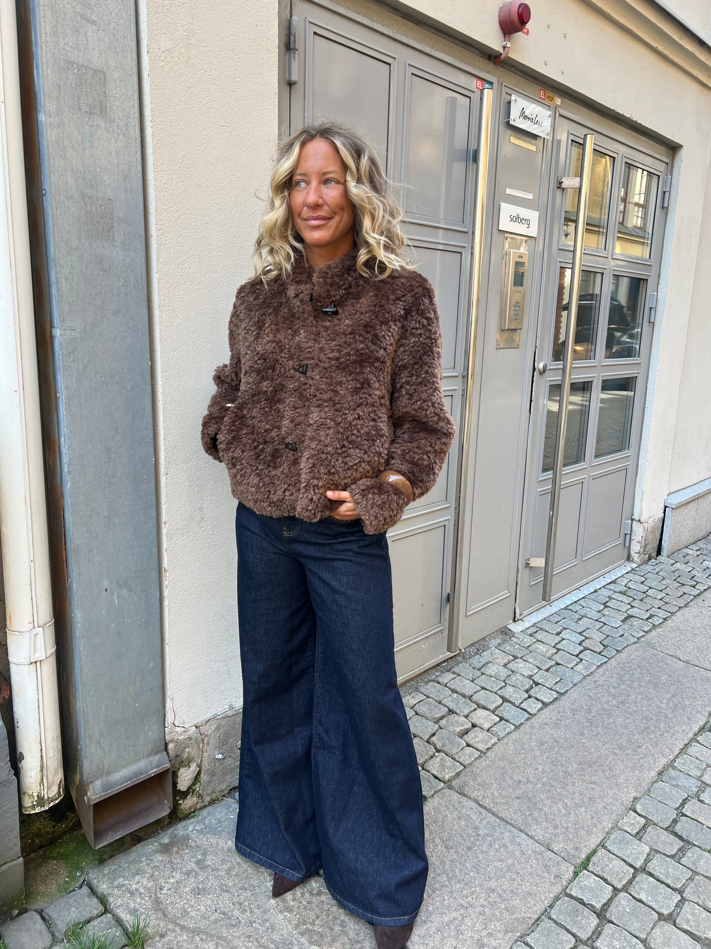 Nala kort pälsjacka brun - 5158