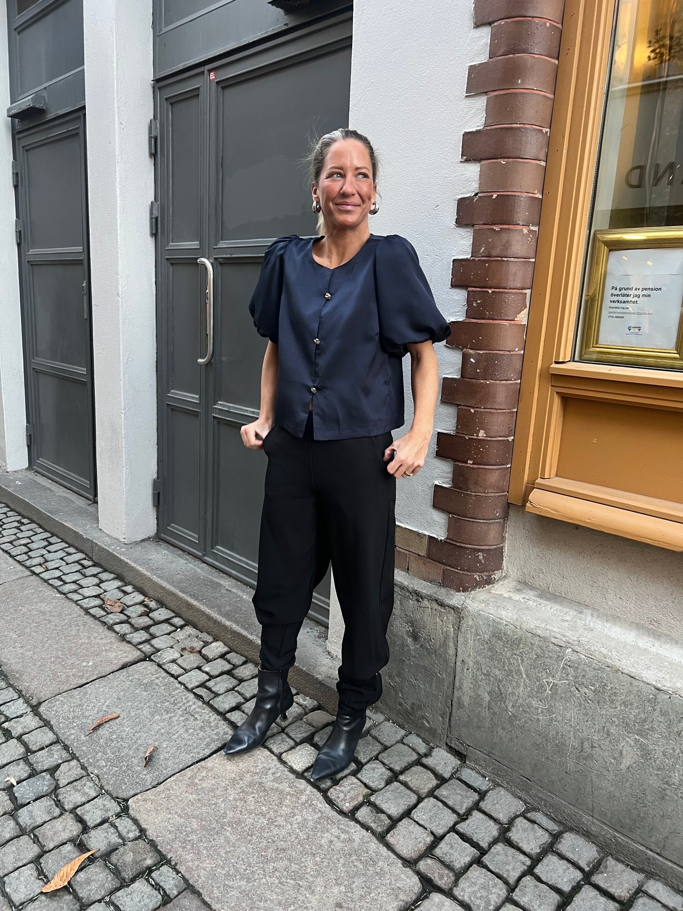 AISA DULL SATIN BLOUSE NAVY