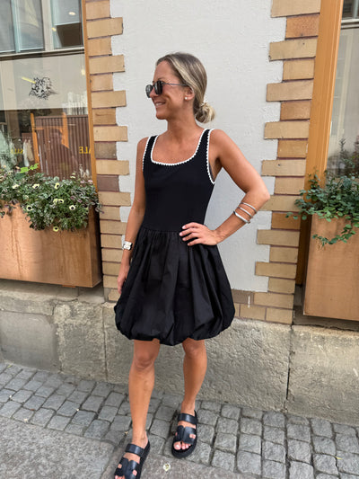 Short dress ballong Black