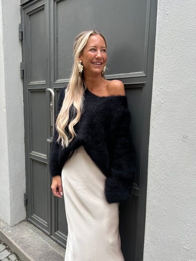Roro Mohair svart v-ring - 23505