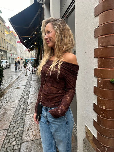 Jonna spets offshoulder brun