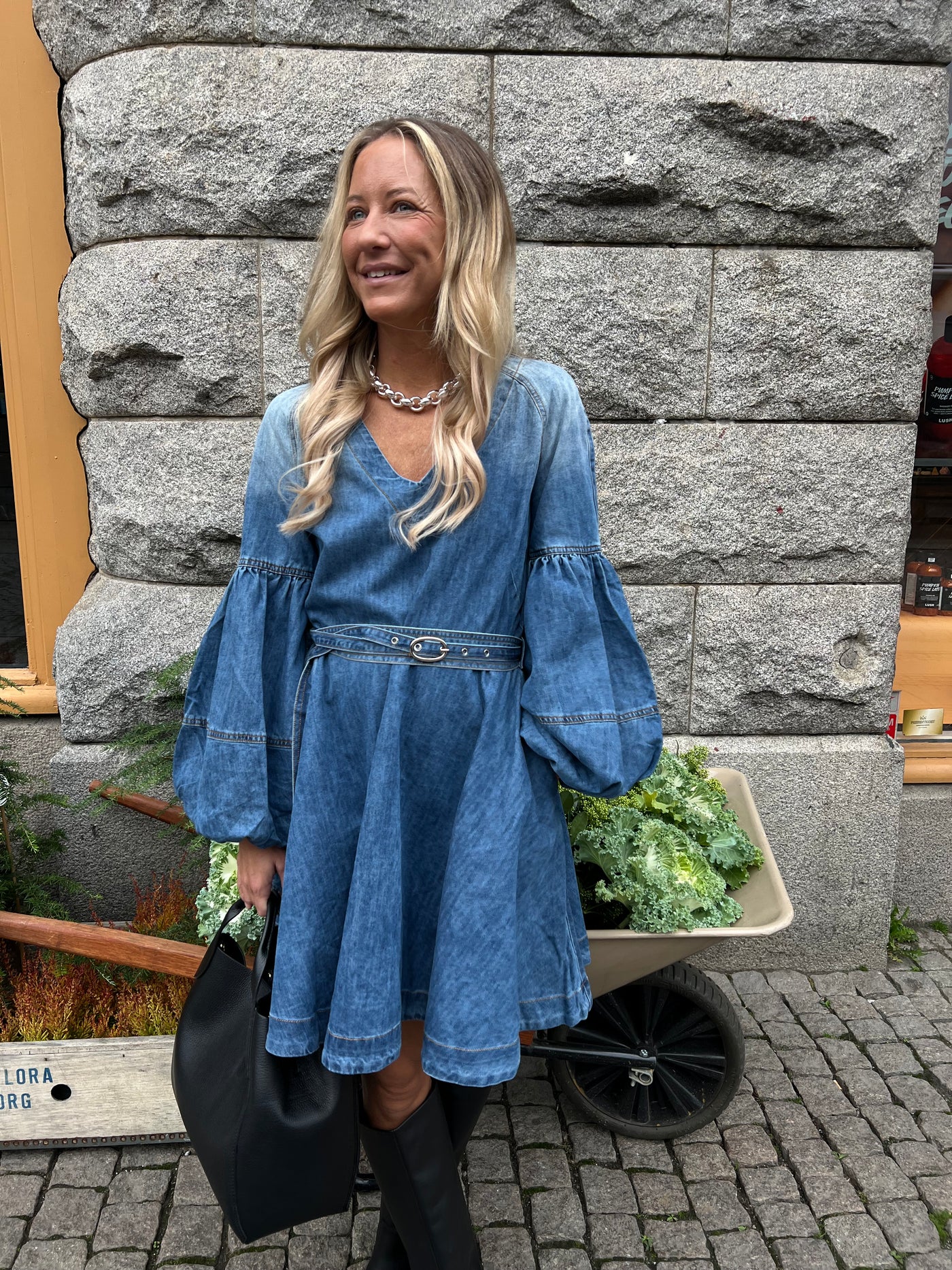 Denim new belt dress