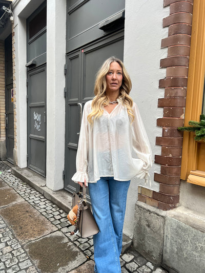 Lycka blouse offwhite