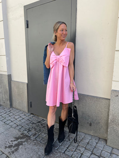 ROSETT DRESS PINK