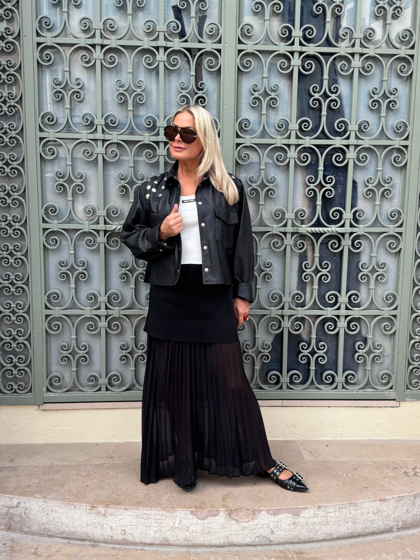 Charlotte Plis Skirt Black - A2258