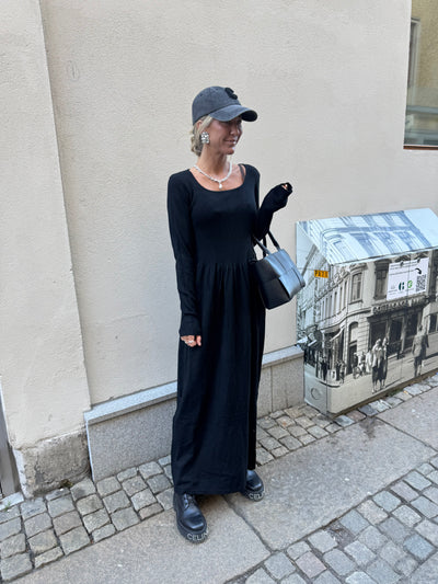 Black Knit Dress Long -N331