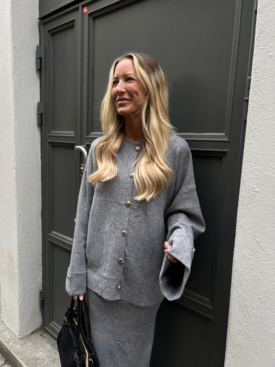 Cecilia  kofta 5060 grå