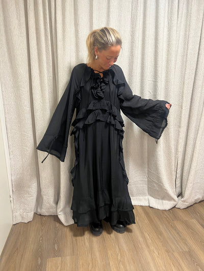 CMNORMA - LONG DRESS WITH RUFFLES IN BLACK