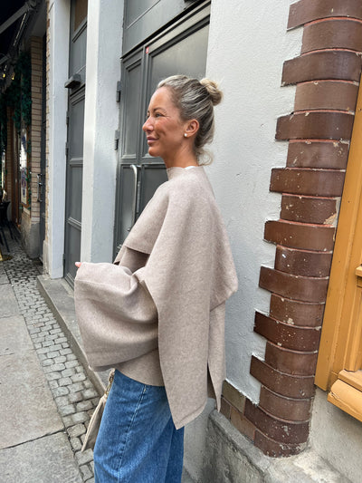 Carrie Cape Cardigan sand H888