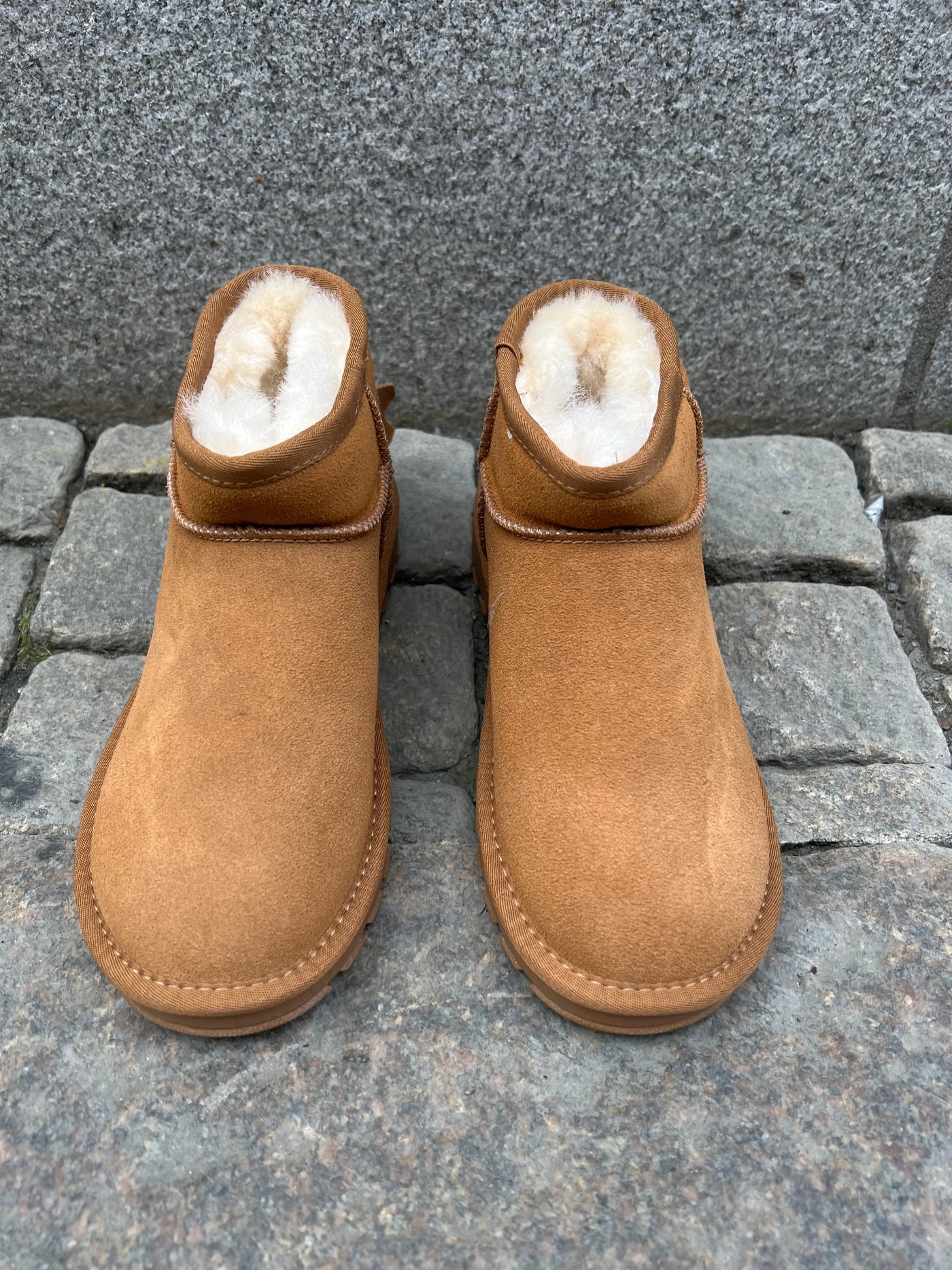 Angela plein mockasko camel