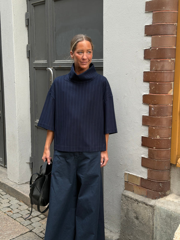 GabieCC pin funnel neck blouse navy