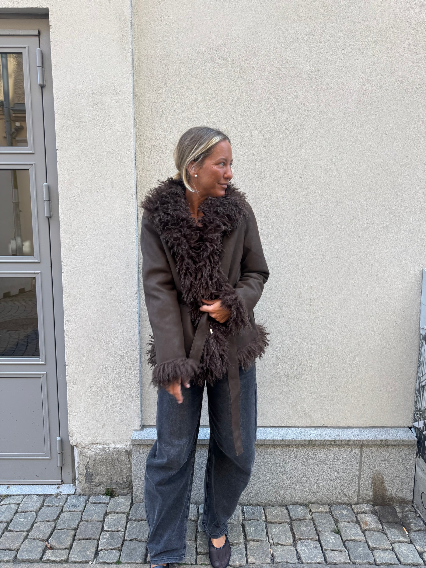 Fabienne FuxFur Brown VÄNDBAR leverans 7 dagar