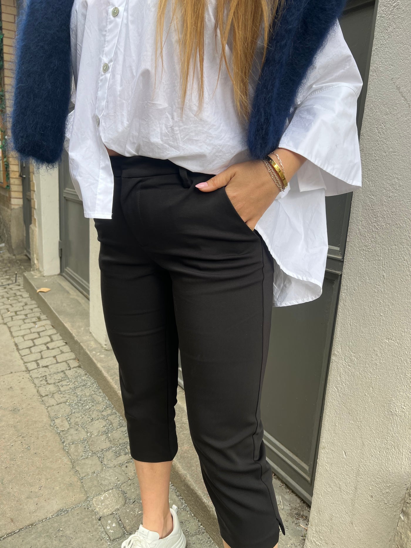 IVY - Alice capri pant - Black