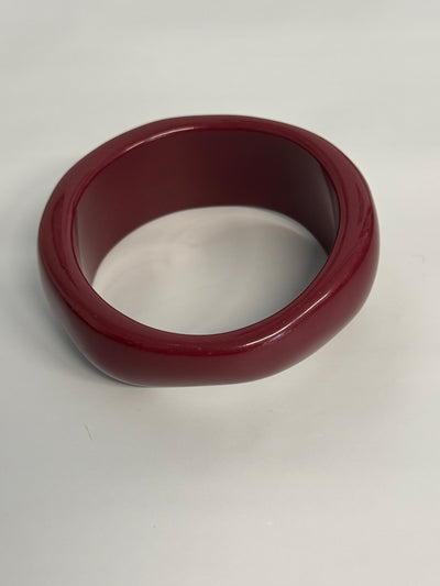 New dark red Bracelt round