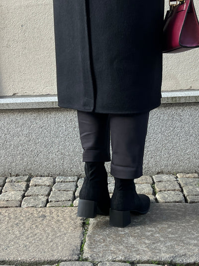 Johanna Suede Black boots