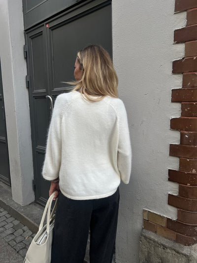 ANGORA OFFWHITE 06884