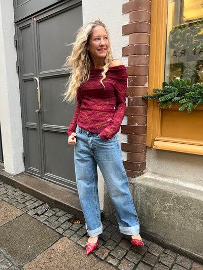 Jonna spets offshoulder vinröd