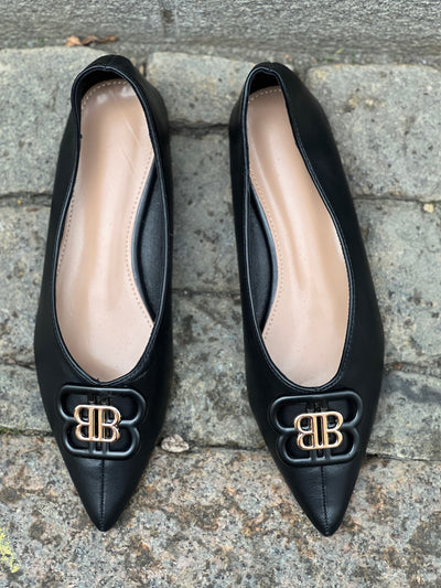Beatrice Flat Black