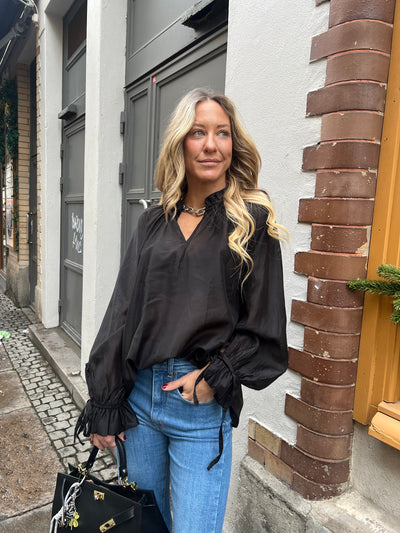 Lycka blouse black