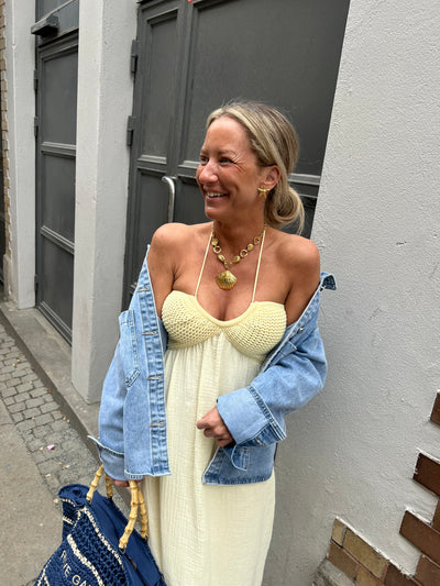 Shell necklace gold