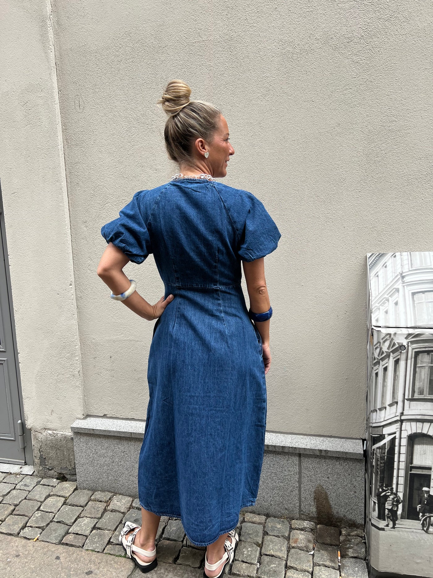 NEO NOIR KLÄNNING ILLANA DENIM BLUE