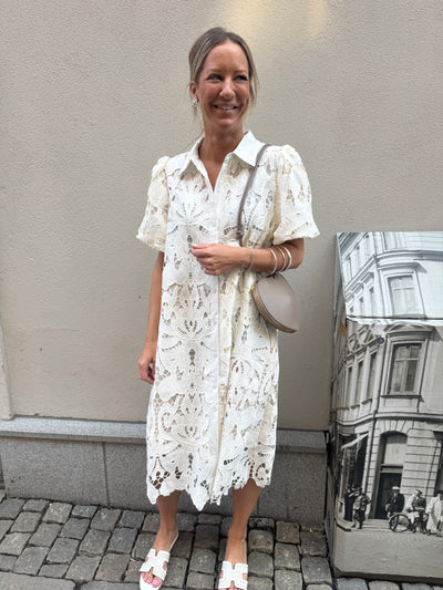 LaceDress