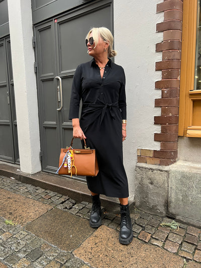 Pennink klänning knyt 1595 black
