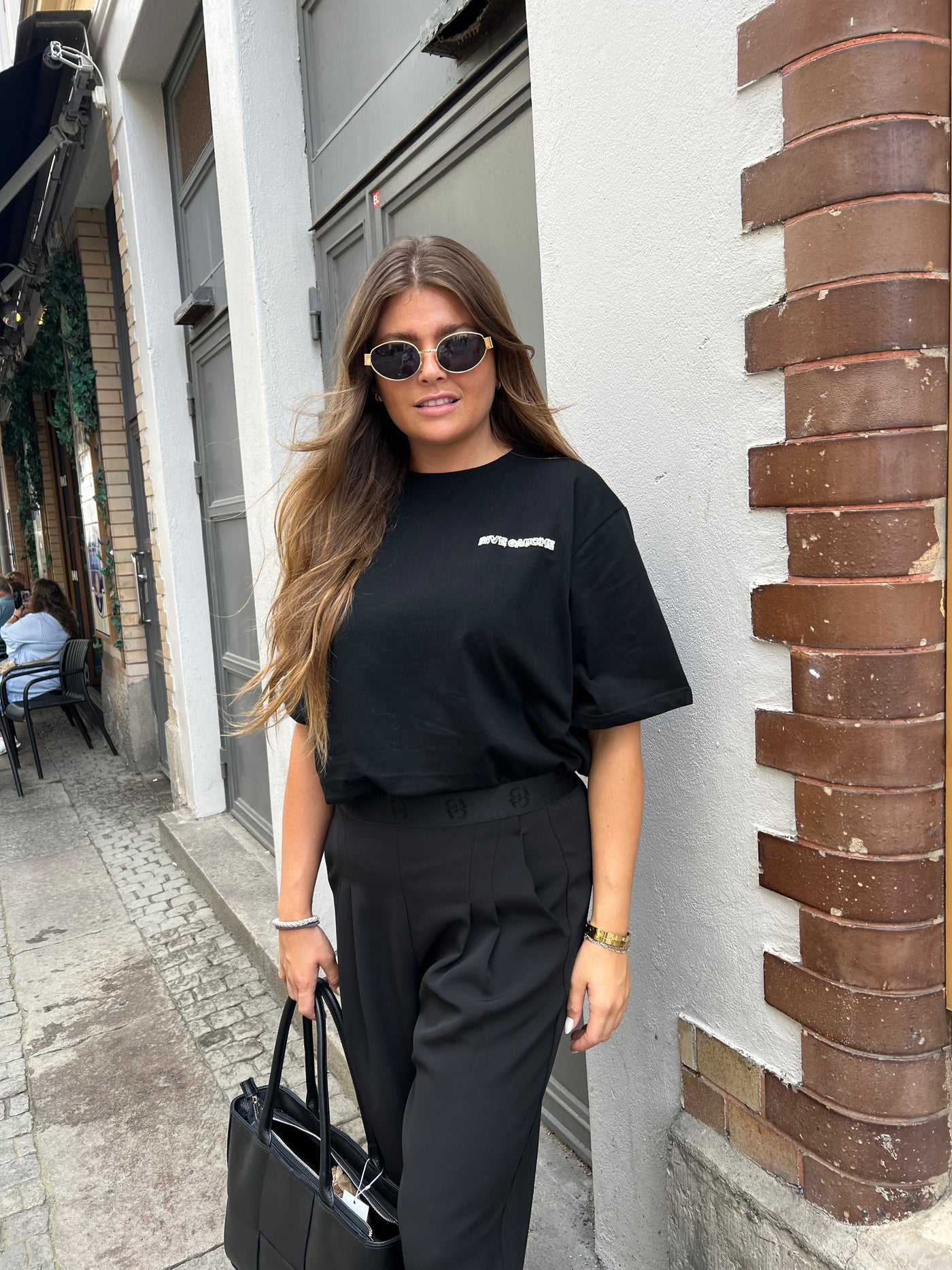 Gauche black tshirt