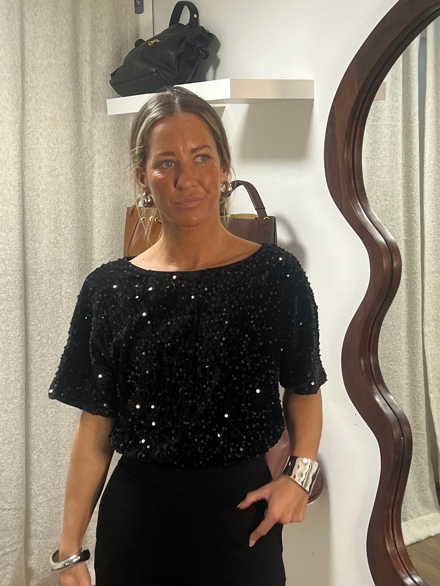 Vera paljett body 077