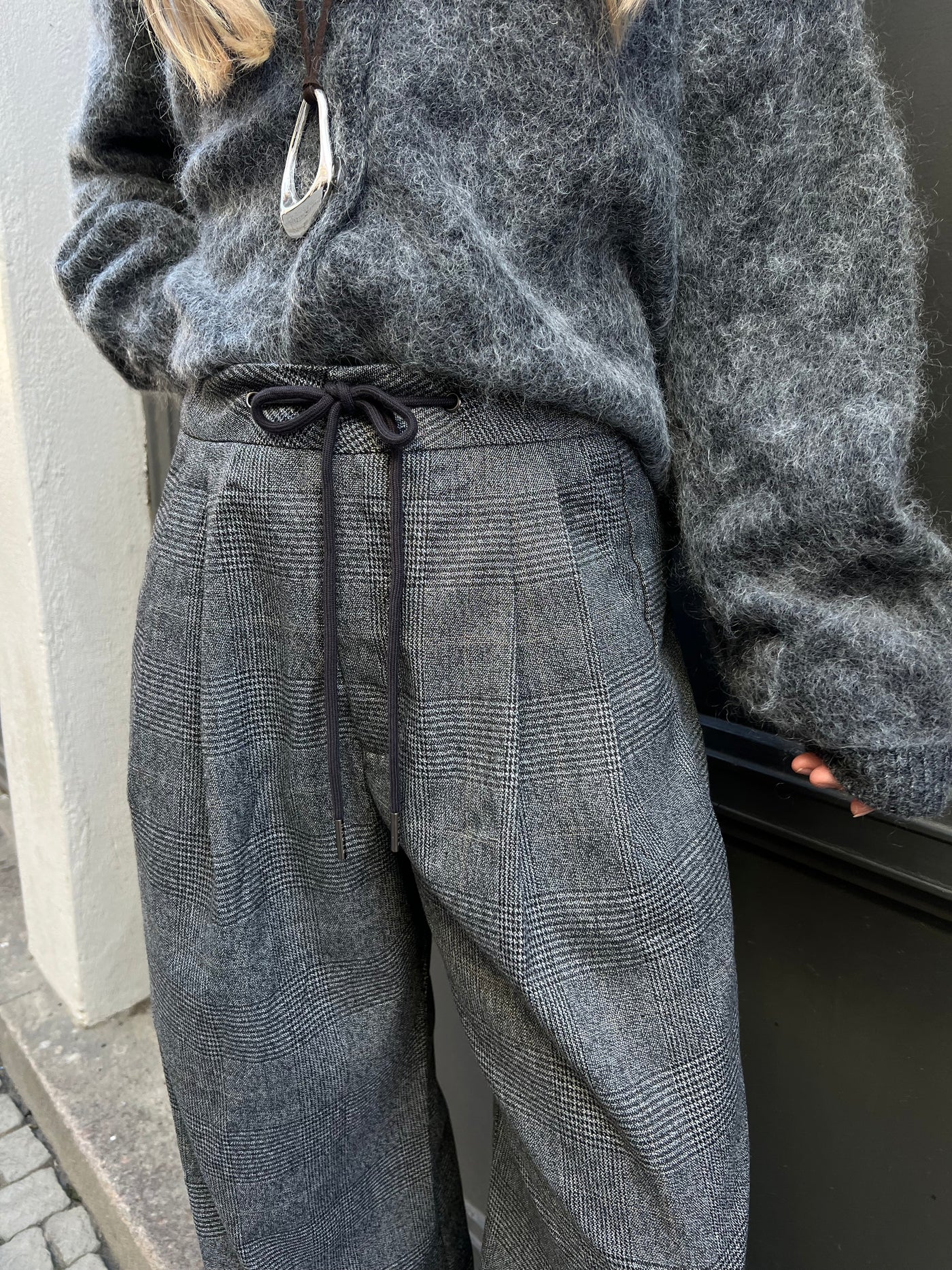 MICHELLE CHECK TAILOR TIE PANTS