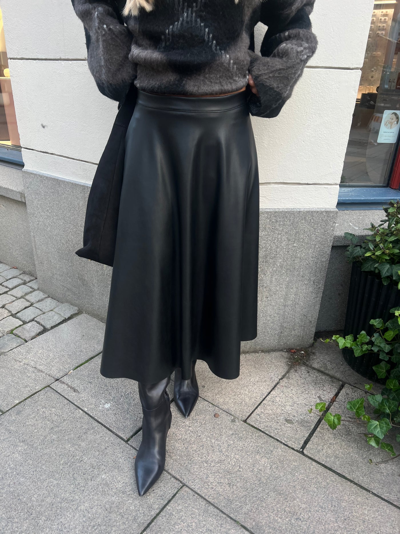 KATE SKIRT BLACK