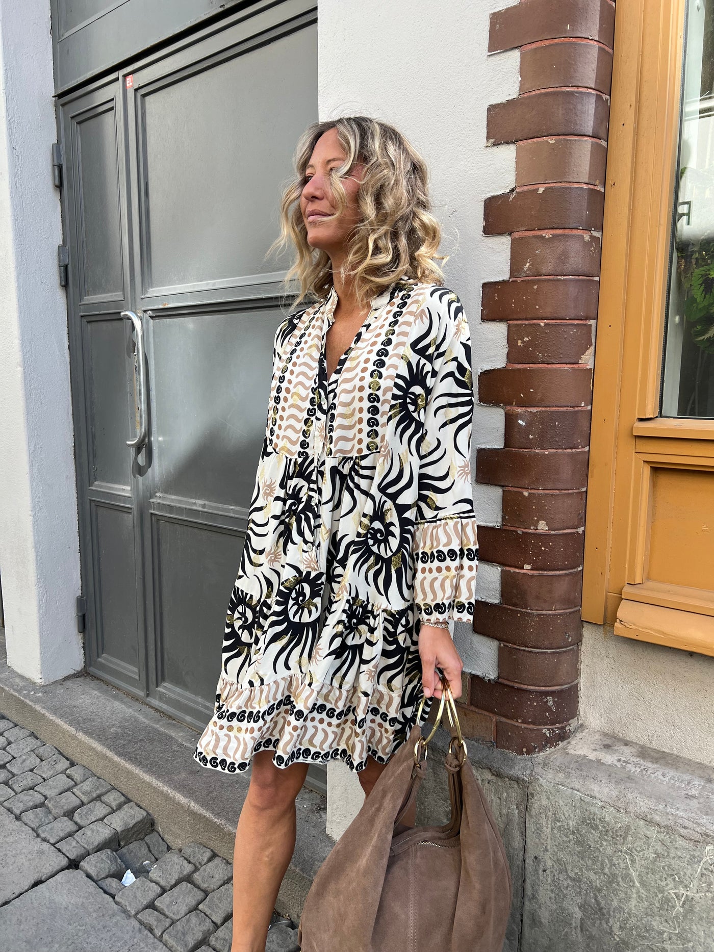 CINDY DRESS GLITTER  SVART