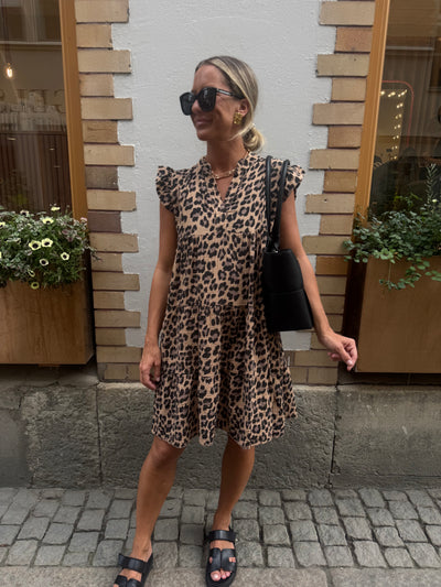 Leo Short dress
