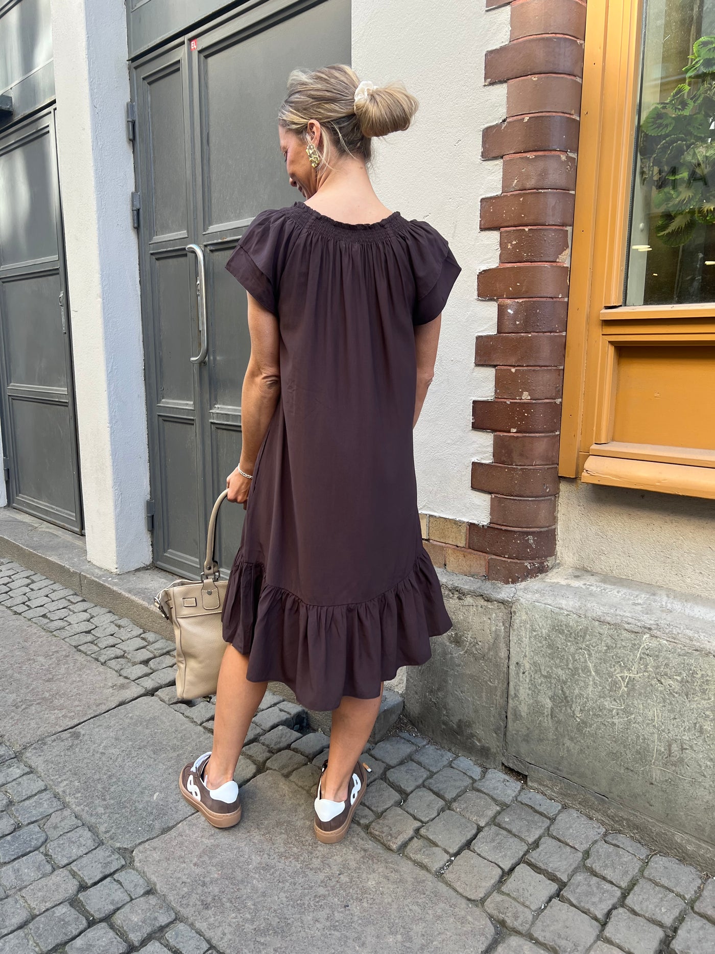 SunriseCC Crop dress mocca lev 7 dgr
