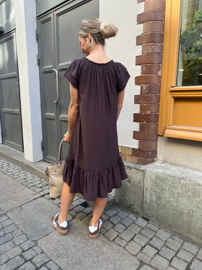 SunriseCC Crop dress mocca lev 7 dgr