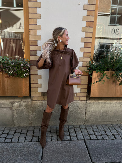 MillieGO dress Brown